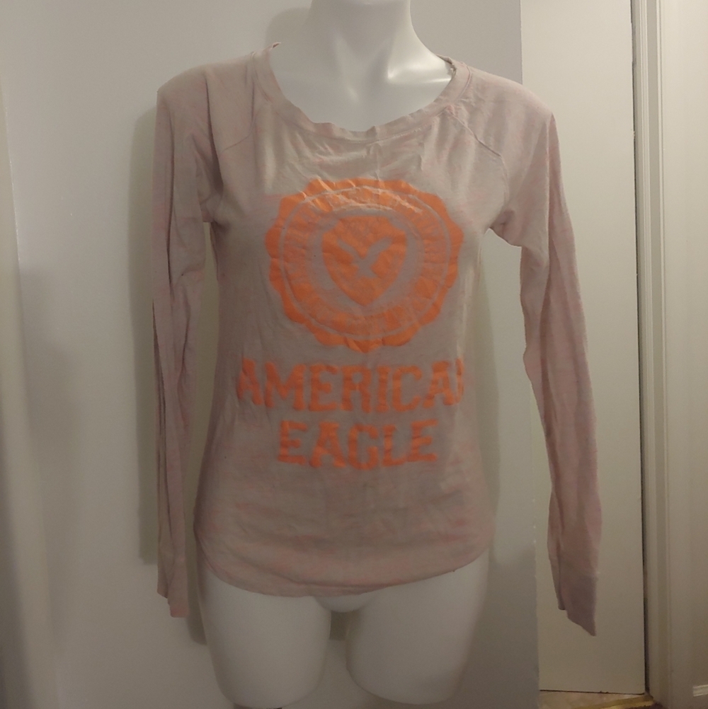 American‎ eagle peachy pink long sleeve t-shirt